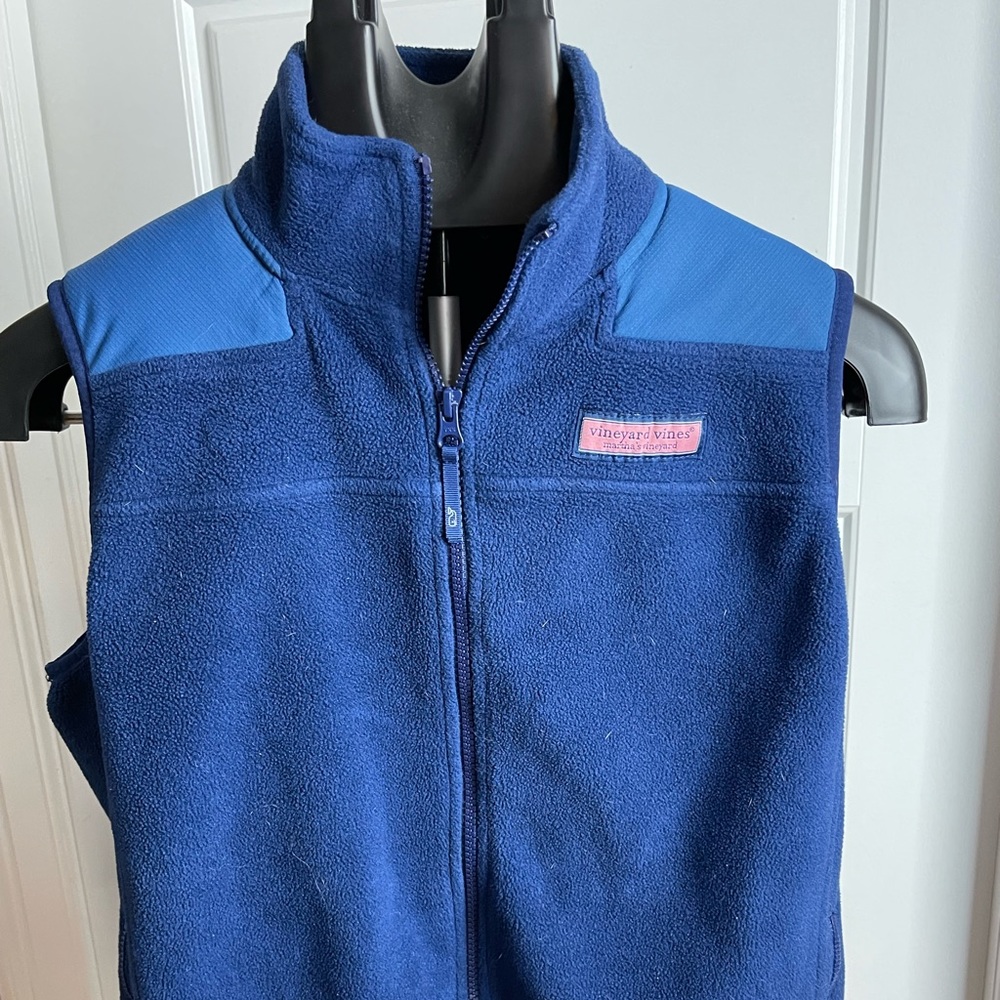 Vineyards vine vest